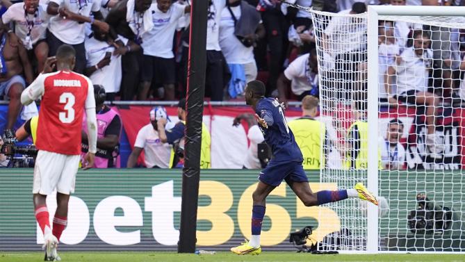 Estadísticas de la final: 1 tiro a portería del Arsenal; 106 ataques y 837 pases del PSG