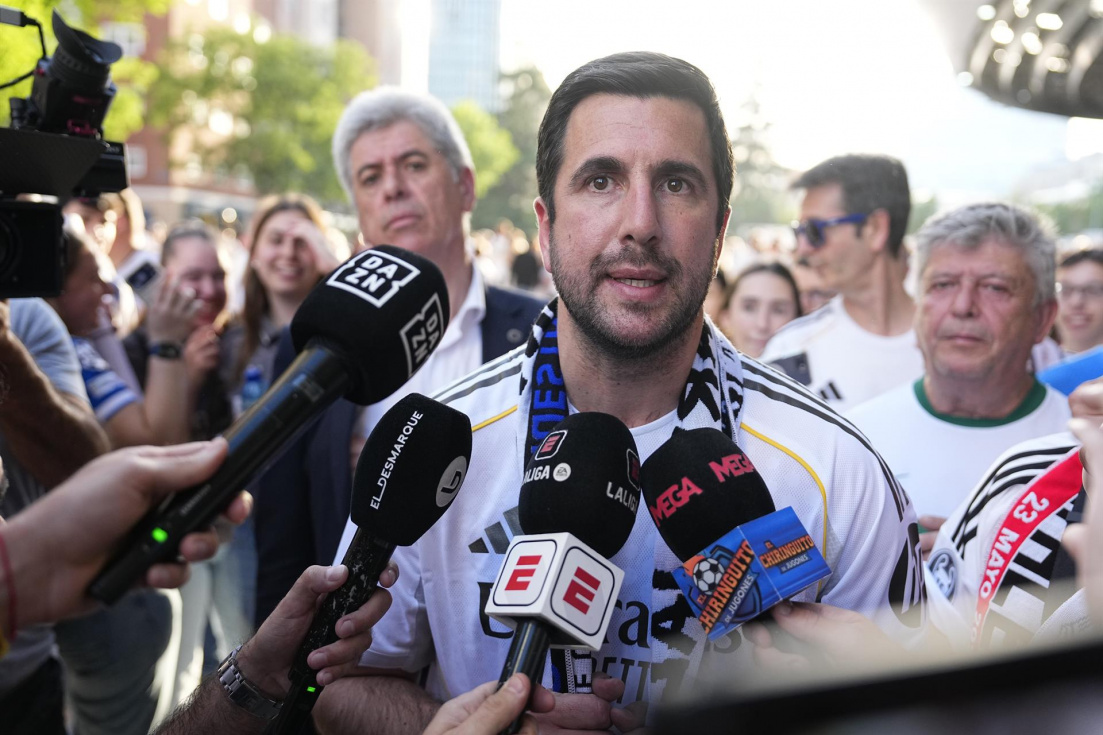 Enrique Riquelme en modo precampaña: 