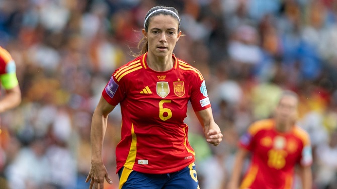 Aitana Bonmatí regresa a una convocatoria de la selección española tras su grave lesión
