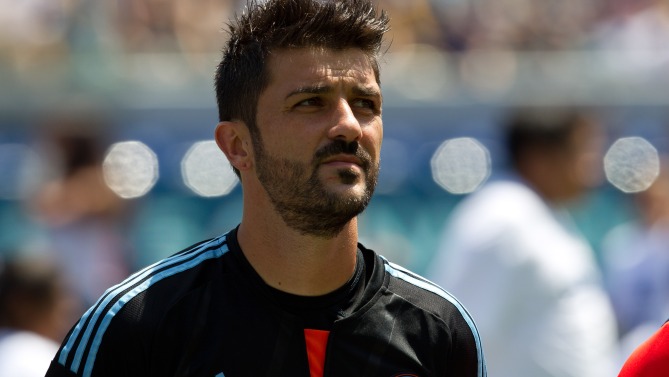 David Villa aporta financiación para garantizar la supervivencia del Langreo