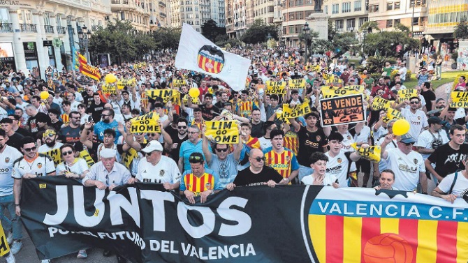 Libertad VCF convoca una manifestación contra Lim del Ayuntamiento a Mestalla el sábado