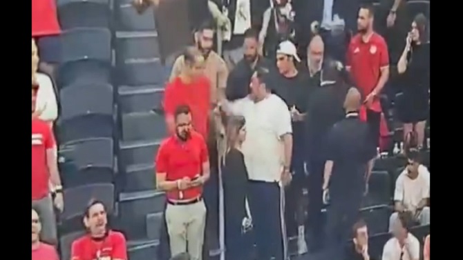 La Fiscalía griega investiga la pelea entre dueño de Olympiacos y sobrino del primer ministro