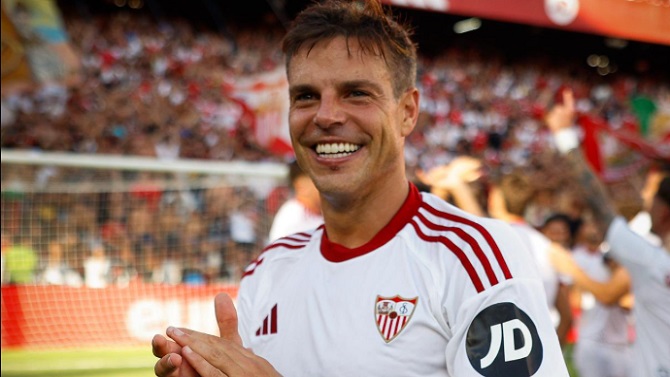 El sevillista César Azpilicueta será comentarista de la BBC en el Mundial