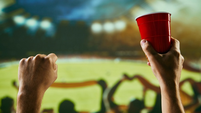Las ONG piden reforzar restricciones al alcohol en 'Fan Fest' del Mundial en México