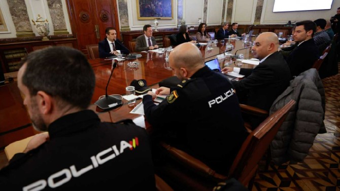 Antiviolencia propone prohibir durante 12 meses la entrada a 11 ultras de Las Palmas y Alcalá