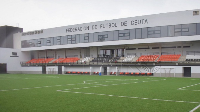 Un futbolista denuncia en Ceuta a su ex entrenador por presuntos abusos sexuales