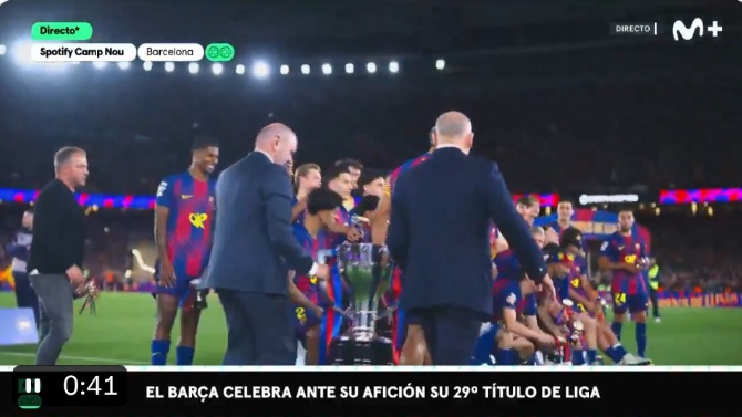 Rafael Louzán y Javier Tebas entregan al Barça el trofeo de LaLiga tras proclamarse campeón