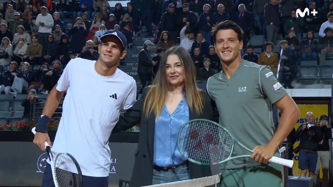 Interrumpido el partido de Rafa Jódar por problemas técnicos con el ojo del halcón