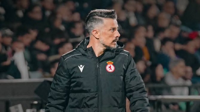 Rubén de la Barrera pone fin a su segunda etapa como técnico de la Cultural Leonesa