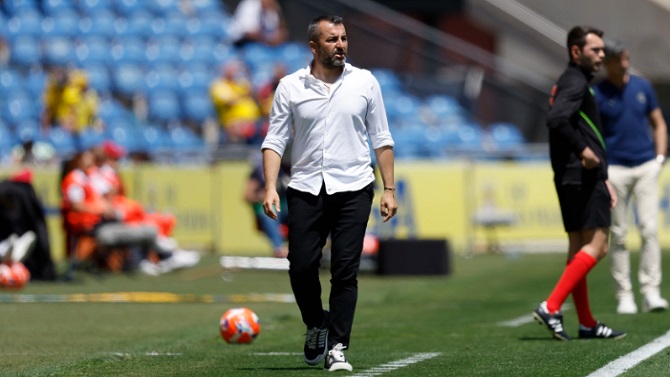 F: UD Las Palmas F: UD Las Palmas