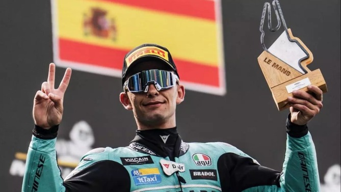 Los comisarios de la FIM ratifican la descalificación de Adrián Fernández en 6 grandes premios
