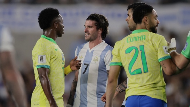 Adidas-Nike, el otro partido del Mundial; Puma emerge como alternativa