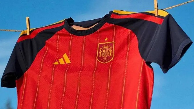 La marca alemana Adidas le gana el pulso a la estadounidense Nike en 'su' Mundial