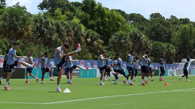 Nueve heridos en un tiroteo cerca de la base de la selección de Inglaterra en Kansas City