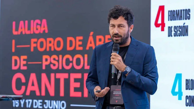 LaLiga impulsa la profesionalización de las áreas de psicología de cantera con su primer foro especializado