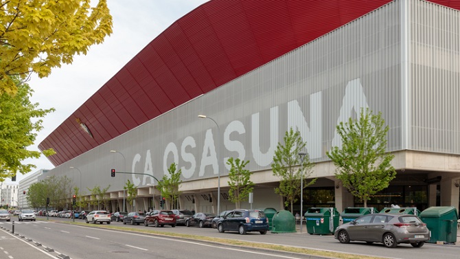 Osasuna considera “injusta y desproporcionada” la propuesta de cierre de El Sadar