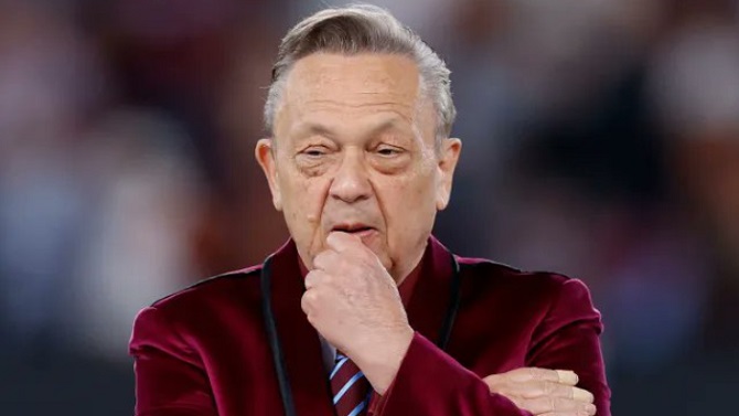 El regulador del fútbol contacta con el West Ham tras acusaciones de abuso sexual a David Sullivan
