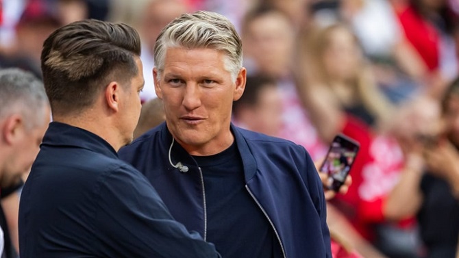 Schweinsteiger niega la acusación de racismo en sus comentarios sobre Costa de Marfil