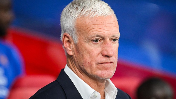 Deschamps no estará en el banquillo contra Noruega tras el fallecimiento de su madre