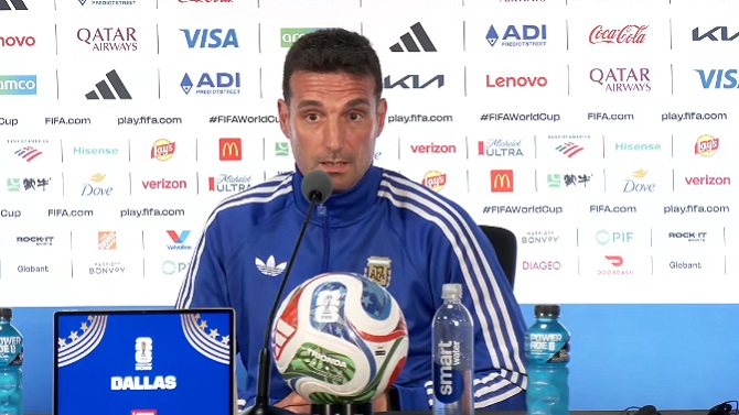 Scaloni, en contra de las pausas de hidratación: