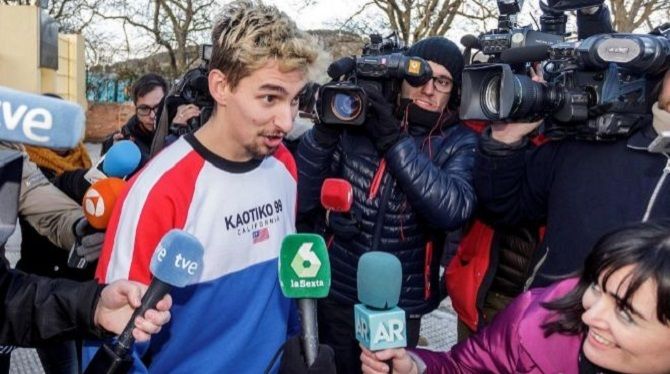 F: El Mundo F: El Mundo