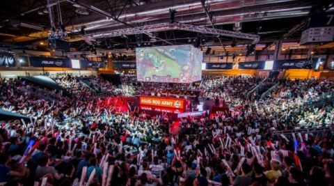 F: El Mundo F: El Mundo