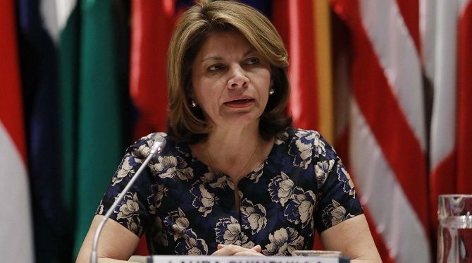 F: Laura Chinchilla (Twitter) F: Laura Chinchilla (Twitter)