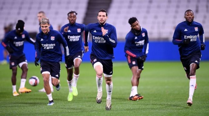 F: Ligue 1 (Twitter)