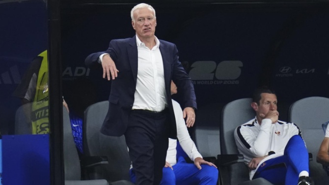 Deschamps se pregunta después de perder si  el árbitro tenía calidad para una semifinal