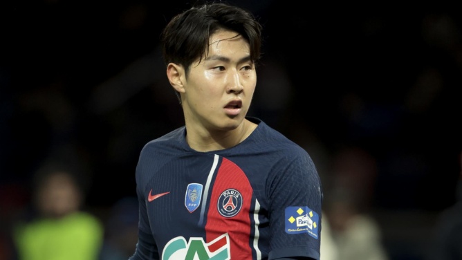 El surcoreano Kang-in Lee es ya oficialmente nuevo jugador del Atlético de Madrid