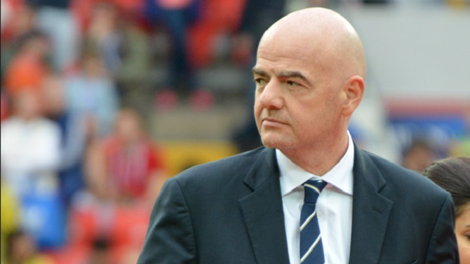 Infantino responde a las críticas: