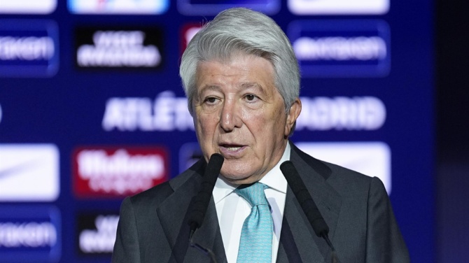 Enrique Cerezo: 