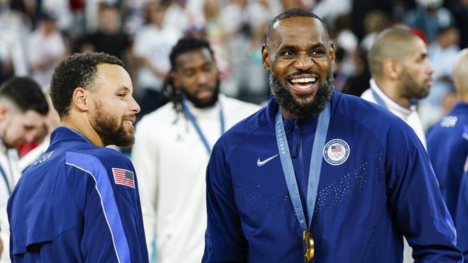 LeBron James, que llegó a plantearse dejarlo, fichar por el Philadelphia 76ers