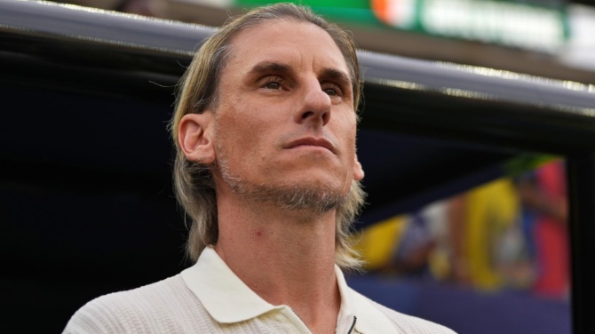 Beccacece dimite como seleccionador de Ecuador tras la la eliminación contra México