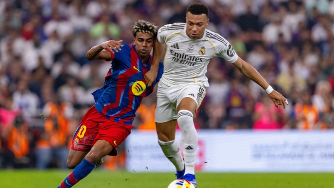 LaLiga alcanza los 4.100 millones y es la tercera liga europea con más ingresos