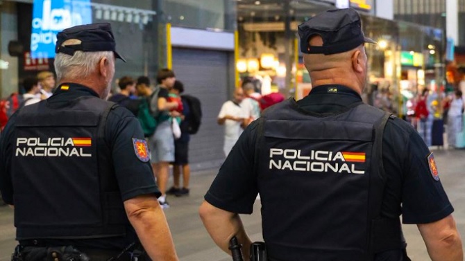 F: Policía Nacional F: Policía Nacional