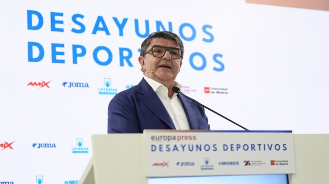 Luis García Abad: 