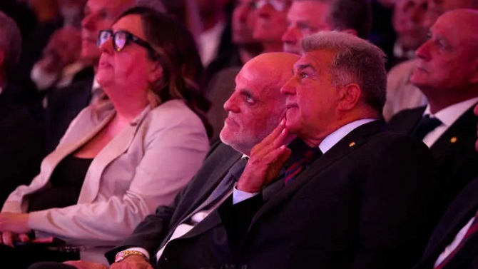 Laporta tiende puentes con Tebas y señala los 