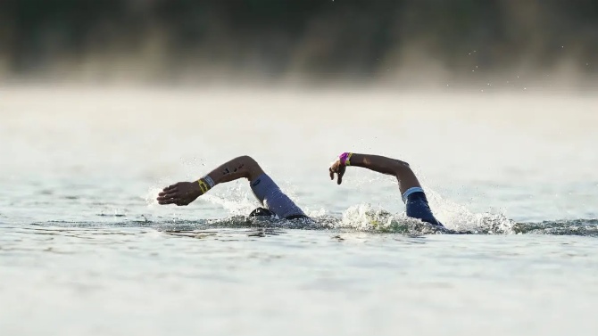 Fallece un participante del Ironman celebrado este domingo en Vitoria durante la prueba de natación