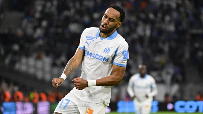 El delantero gabonés Aubameyang vuelve a Liga con el Deportivo de A Coruña