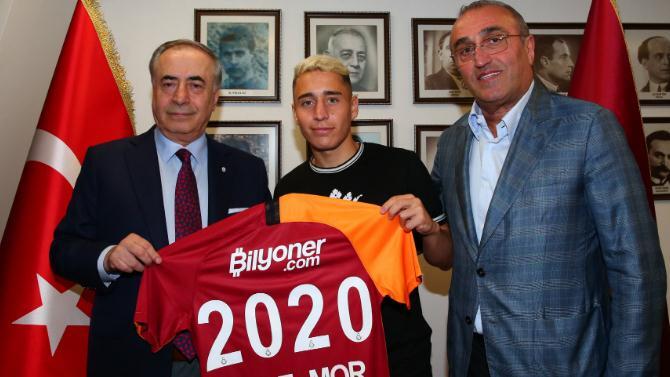 F: @GalatasaraySK F: @GalatasaraySK