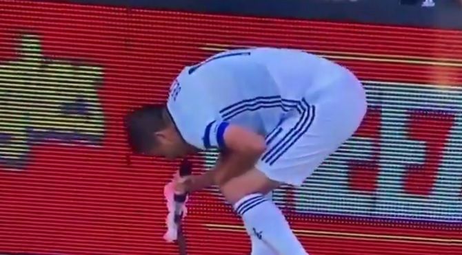 F: Mart&iacute;n Charquero