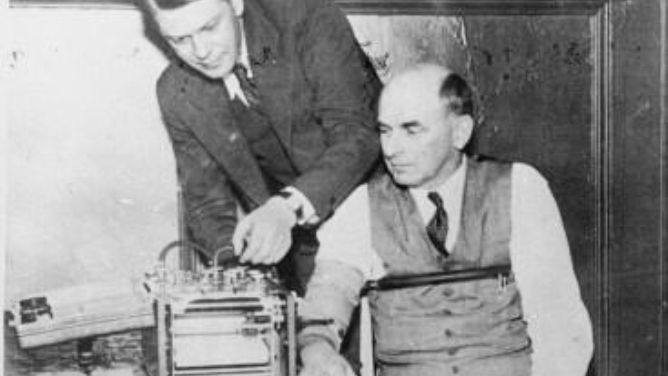 De Agence de presse Meurisse - Bibliothèque nationale de France, Dominio público, https://commons.wikimedia.org/w/index.php?curid=18625190 De Agence de presse Meurisse - Bibliothèque nationale de France, Dominio público, https://commons.wikimedia.org/w/index.php?curid=18625190