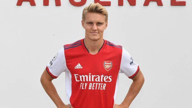 F: @Arsenal F: @Arsenal