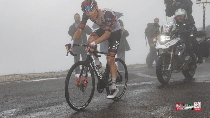 F: Twitter de Juan Ayuso - UAE Team - @juann_ayuso F: Twitter de Juan Ayuso - UAE Team - @juann_ayuso