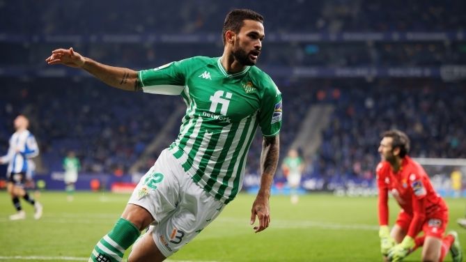 F. Shutterstock F. Shutterstock