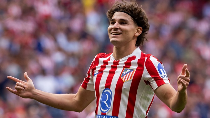 El argentino Julián Álvarez pasó reconocimiento médico con el Atlético de Madrid