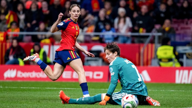La delantera española Esther González ficha por el Al Qadsiah de Arabia Saudí