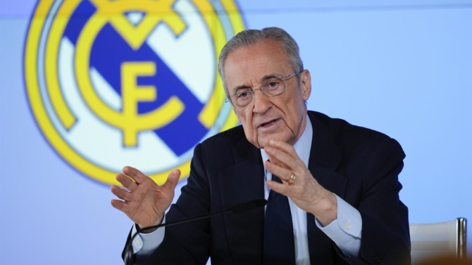 Florentino compara el plan del regulador FIFA con el acuerdo del organizador LaLiga con CVC