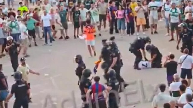 El Barça asumirá la cobertura jurídica del aficionado golpeado por la policía en Elche